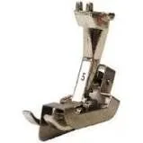 Piedino Bernina per cerniera lampo # 4 - CAT A 0025807300 Piedino Bernina per cerniera lampo # 4 - CAT A 0025807300