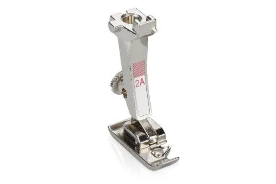 Piedino Bernina per overlock # 2c d e f 0333307201 Piedino Bernina per overlock # 2c d e f 0333307201