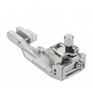 Piedino per inserire elastici - 1 - per Tagliacuci Bernina 5020106459