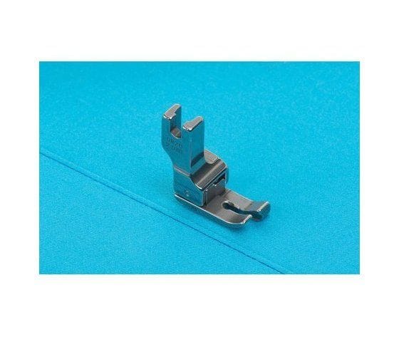 ACCESSORI PER CUCITO - BROTHER - PIEDINO COMPENSATORE DA 2 MM ART. NO. XC1592052 XC1592052 ACCESSORI PER CUCITO - BROTHER - PIEDINO COMPENSATORE DA 2 MM ART. NO. XC1592052 XC1592052