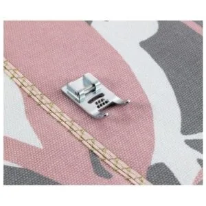 ACCESSORI PER CUCITO - BROTHER - PIEDINO PER CORDONCINO 7 CORDE ART. NO. XC1961052 BROTHER XC1961052