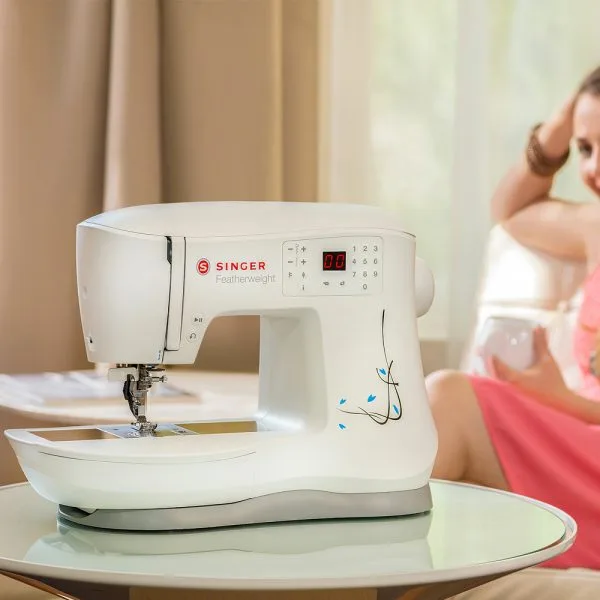 Macchina per cucire Singer Featherweight C240
