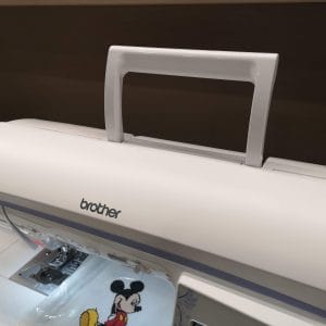 Brother Innov-is NV2700 | Macchina per Cucire, Ricamare e Quilting | Espositiva - immagine 3