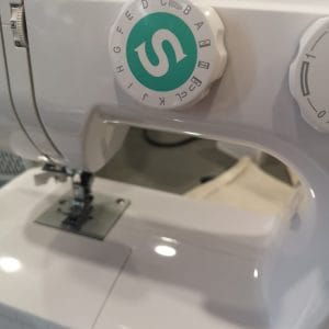 Singer SM024 | Macchina per Cucire | Usato da Esposizione - immagine 6