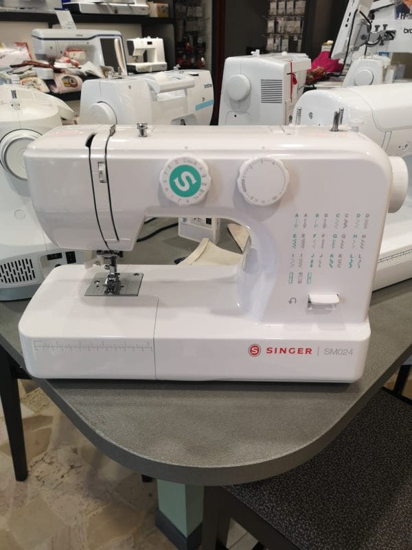 WhatsApp Image 2021-11-09 at 09.30.29 singer sm024 usato offerta