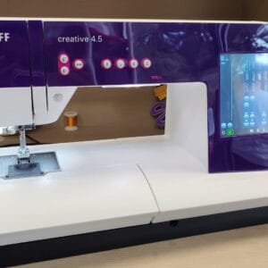 Pfaff Creative 4.5 Usato da Esposizione | Macchina per Cucire e Ricamare | Modulo Ricamo Inlcuso - immagine 2