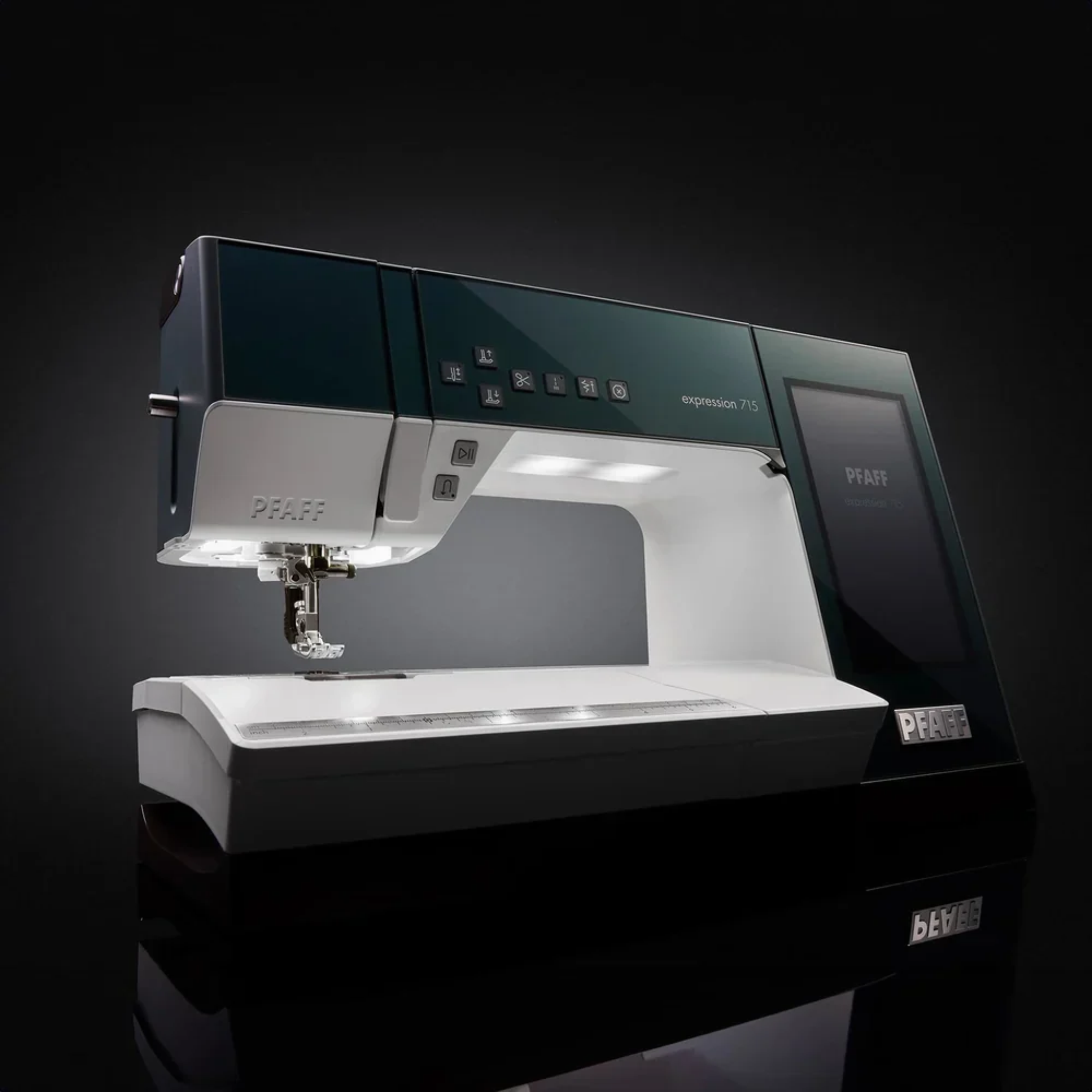 pfaff 715 13 PFAFF Creative Expression 715